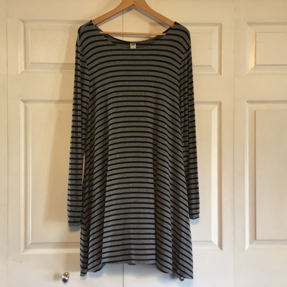 Old Navy Striped Dress size L Grey Black Stripes